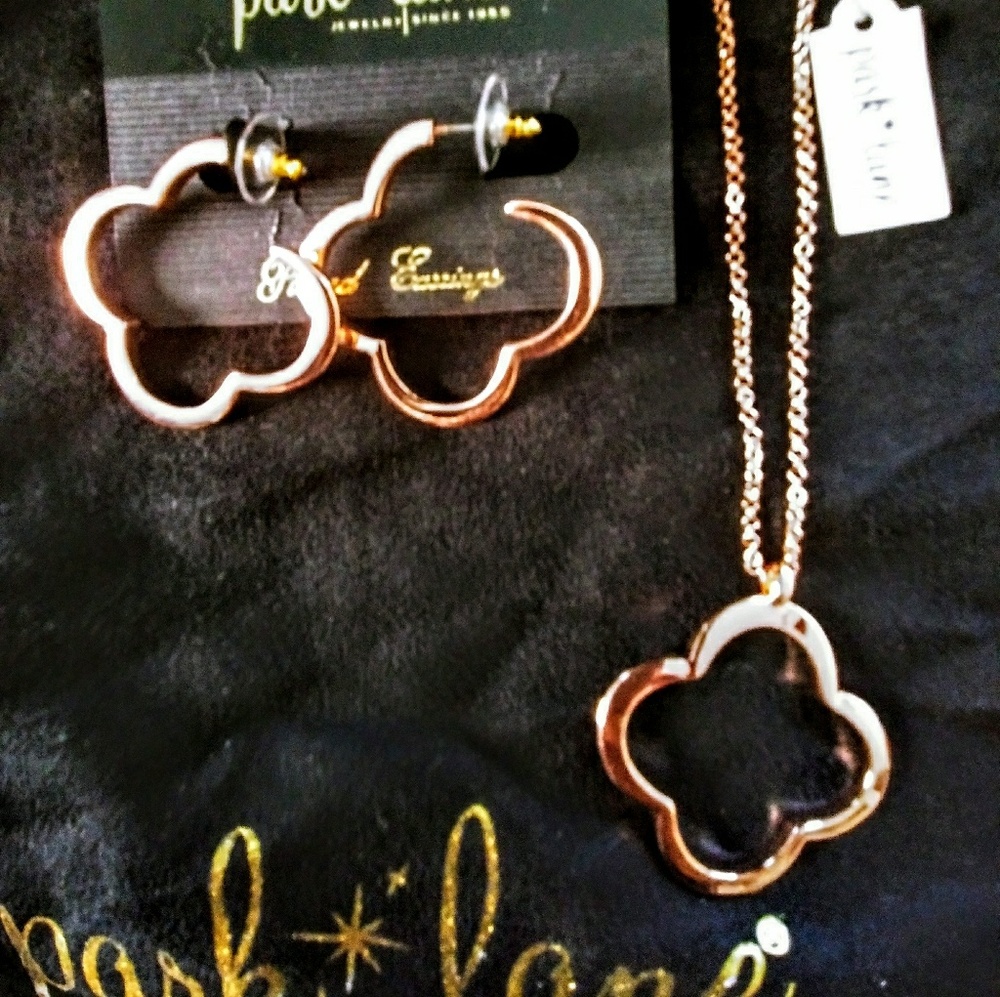 Necklace & Earrings set